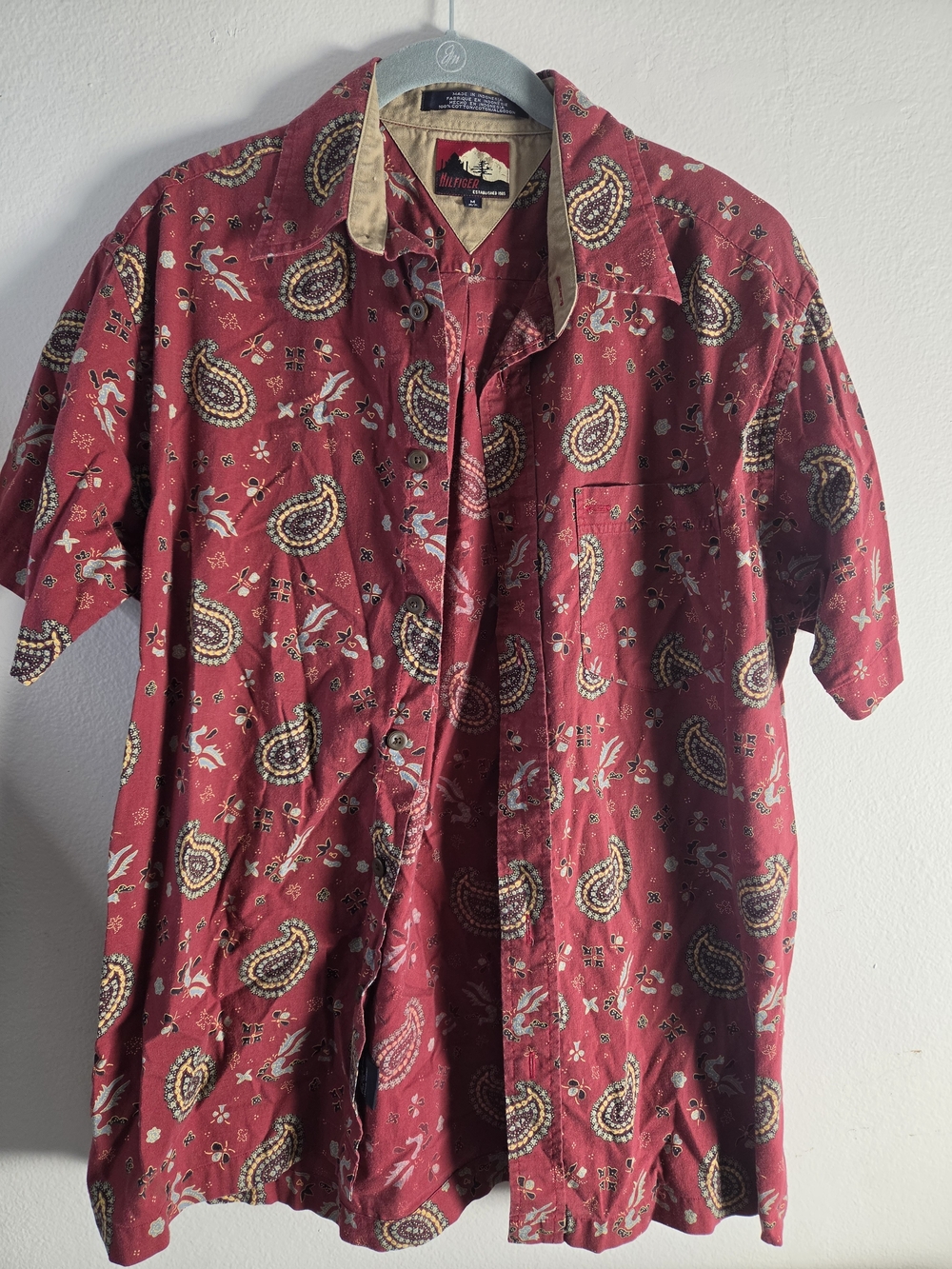 Tommy Hilfiger Men's Red Paisley Short-Sleeve Button-Down Shirt